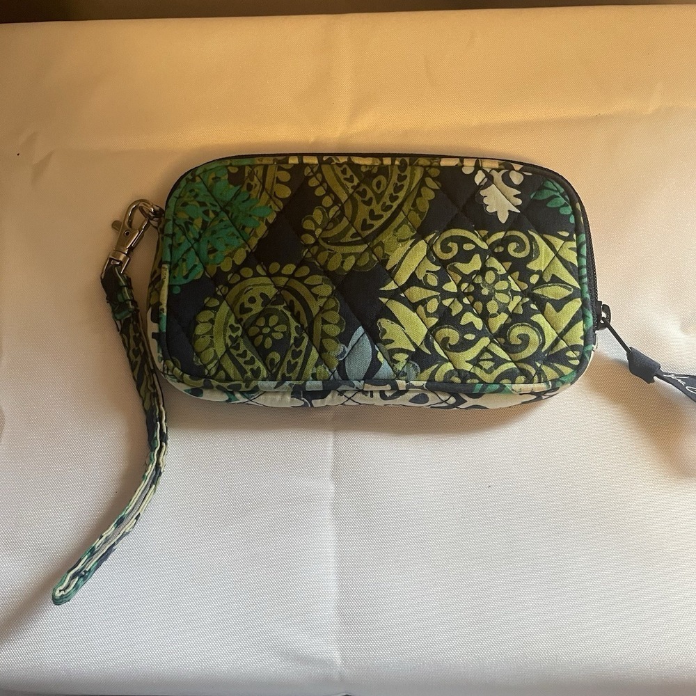 Vera Bradley Blue and Green Floral Paisley Wristlet Wallet Pouch